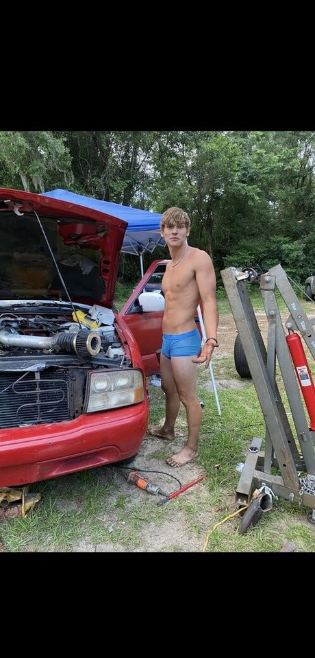 アナル熟女OnlyFans 裸 画像