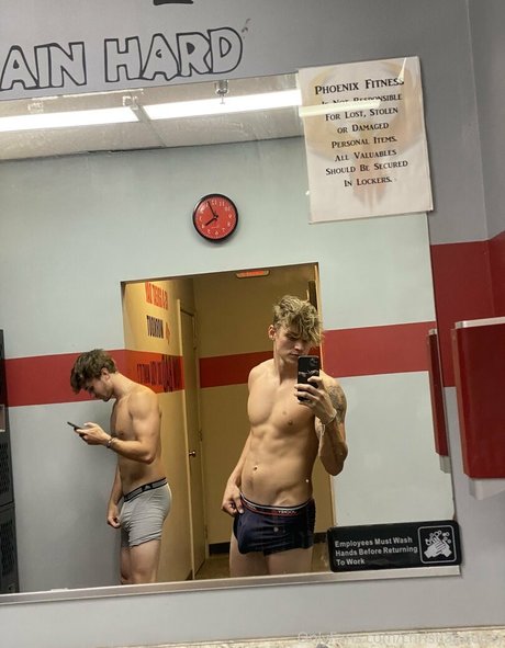 赤毛ティーンオンリーファンズ 美しい 写真