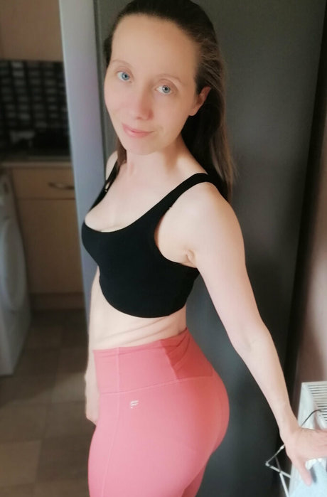 naughtyannmarie セクシーなスター 写真