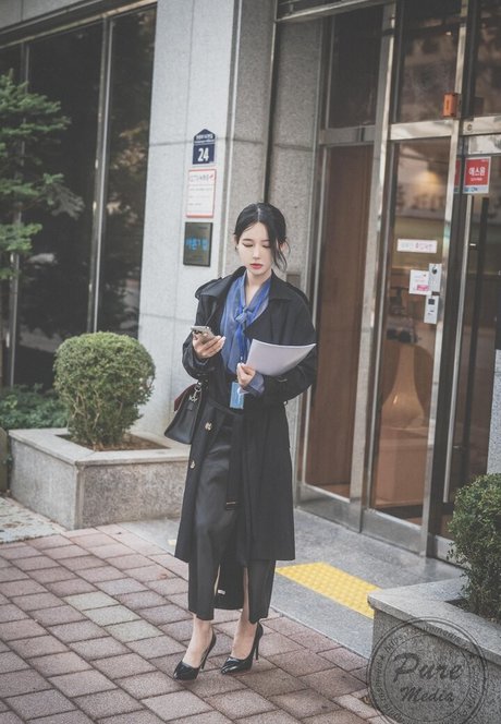 曲線美のランジェリーOnlyFans ホット 写真