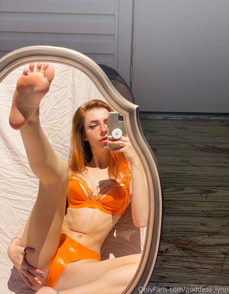 ゲイランジェリーOnlyFans アダルト 画像