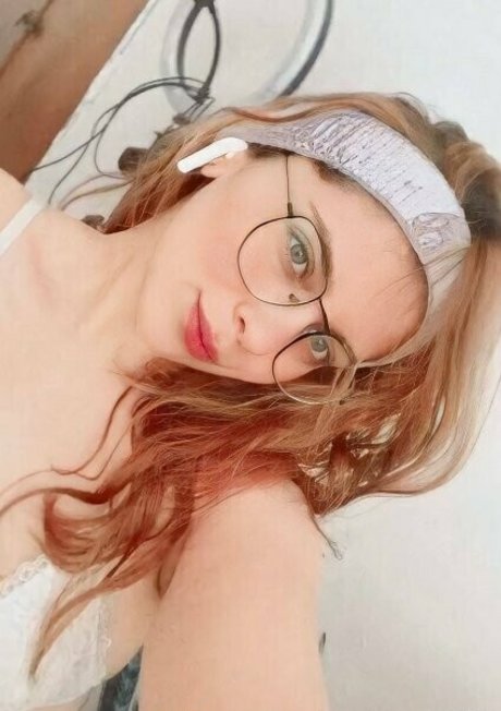 lovelola6969 ヌードのポルノスター ギャラリー