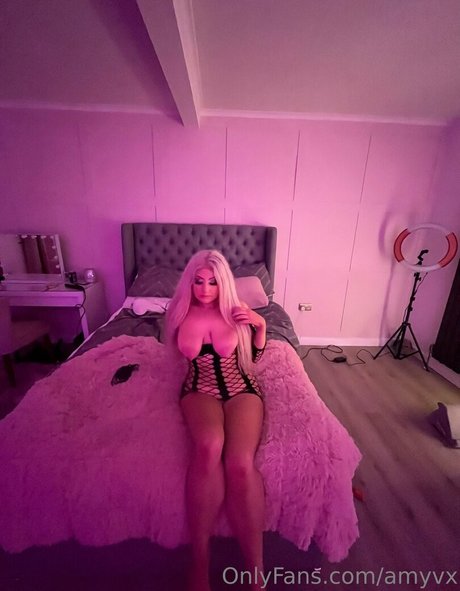 Amyvx ポルノスター xxx 写真