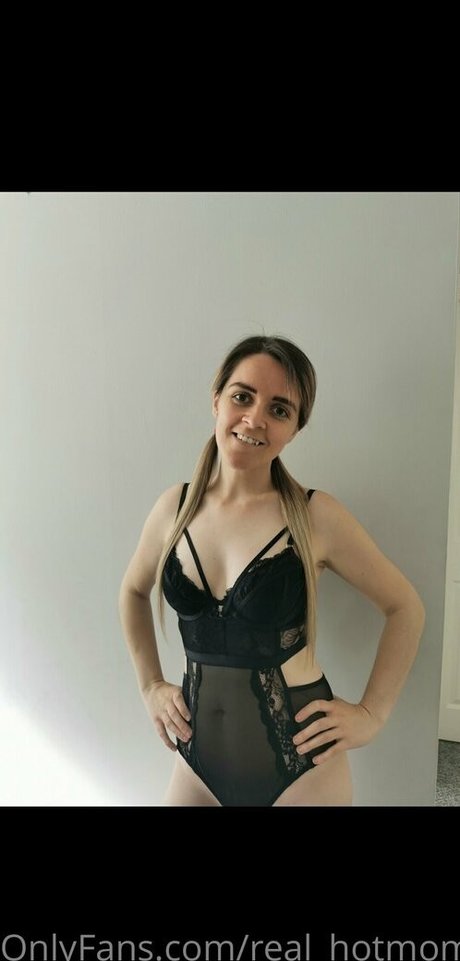 hot1989mom エロティックモデル 画像