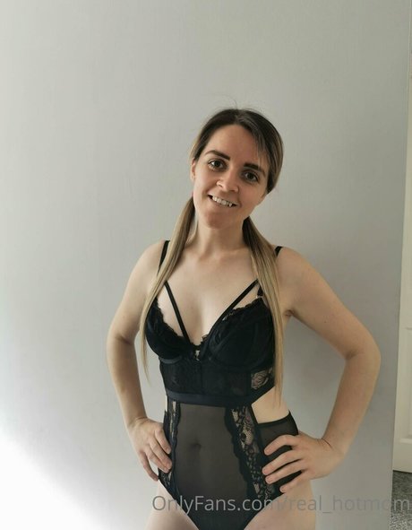 hot1989mom アートスター ギャラリー