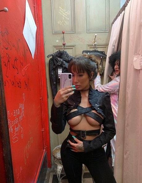 amiamileyxxx ホットモデル ギャラリー