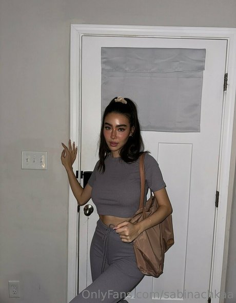 sabinachkaa アダルト女優 写真
