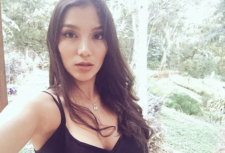 Abie Smith ポルノスター 独占 ギャラリー