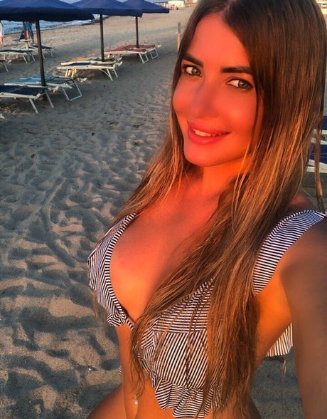 Anna Ilyasova ポルノスター セックス ギャラリー