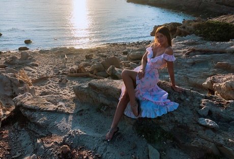 Anna Ilyasova xxxモデル 写真