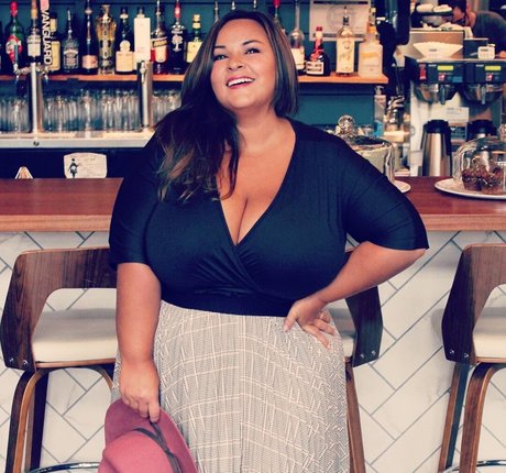 甘いおまんこオンリーファンズ 美しいポルノ ギャラリー