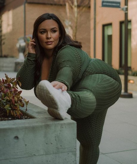 熟女メガネOnlyFans アダルト 写真