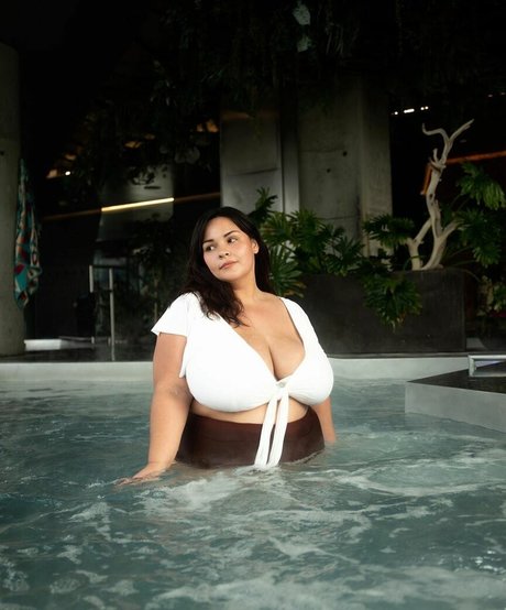 ブロンドビキニOnlyFans xxx 画像