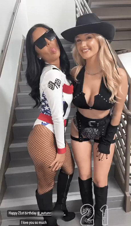 Tori C スター ヌード ギャラリー