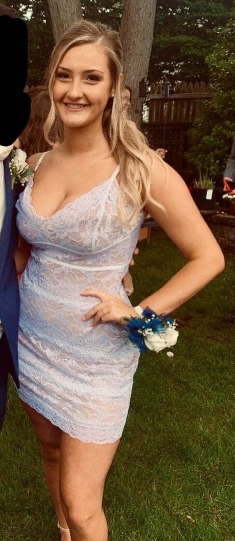 Tori C ヌードのポルノスター ギャラリー