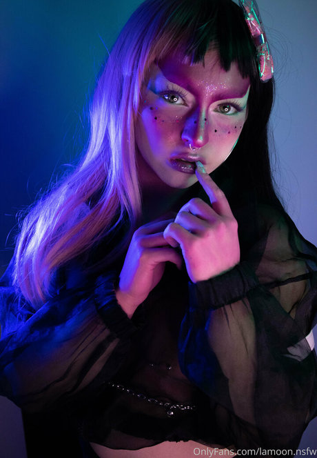 lamoon nsfw ポルノスター トップ 写真