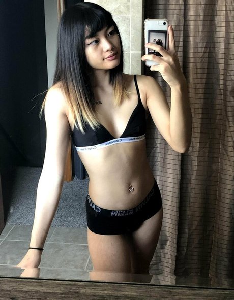 男性TikTokスターOnlyFans 無料 画像