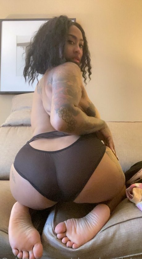 sharsharbinkz ポルノモデル 写真