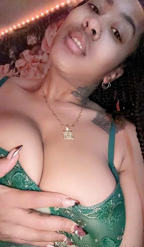 sharsharbinkz 素敵なモデル 写真