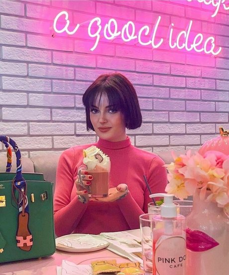 Heartpathetic ポルノスター セクシー アーカイブ