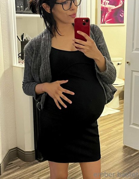 emberbastet エロティック女優 写真