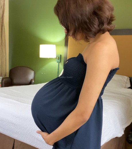 emberbastet ヌードモデル 写真