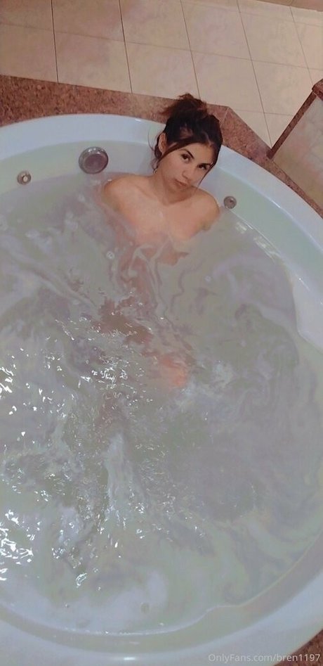 赤毛の熟女オンリーファンズ ヌード 写真