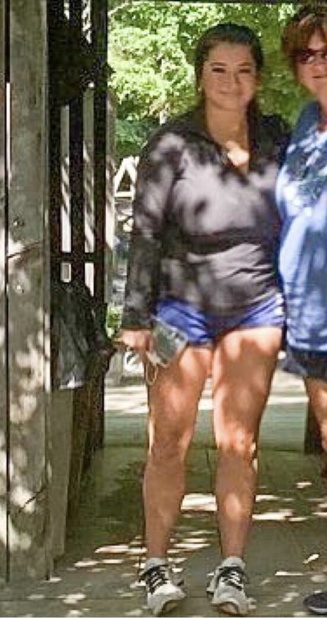 ラテン系ティーンオンリーファンズ xxx 写真