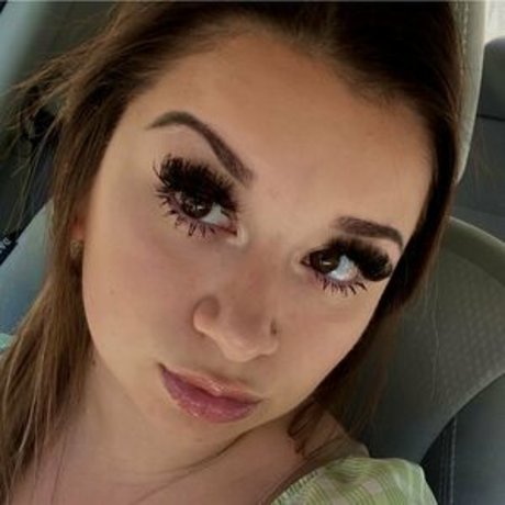 主観視点の手コキOnlyFans 限定 ギャラリー