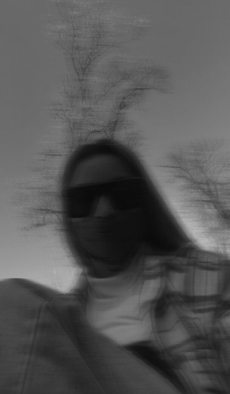 belonly ポルノスター ヌード 写真