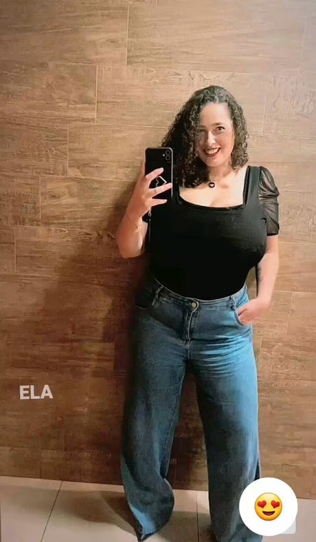 Maria T 裸のモデル 画像