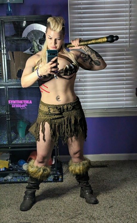 Synthetika Lynn ポルノスター トップ 画像