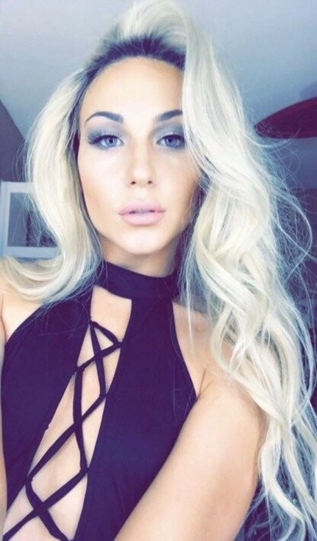 Dezmin Schubel 素敵なスター 写真