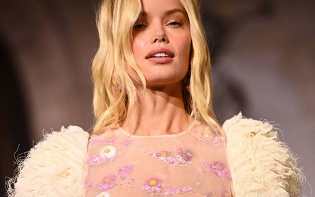 Frida Aasen HDスター 写真