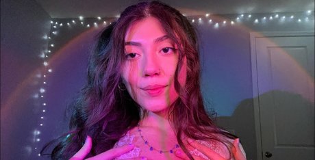 毛深いアジア人オンリーファンズ エロ 写真