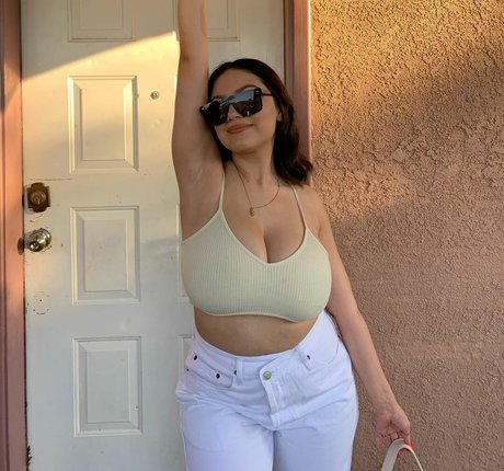 Wendy Chavez エロティック女優 画像