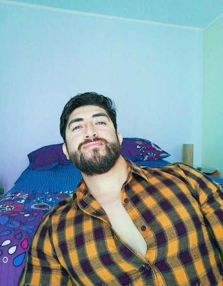 handsometroyxxlfree 裸モデル ギャラリー