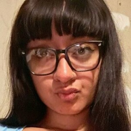 delilahmoonxtra かわいいモデル 写真