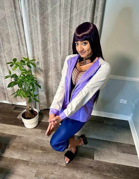 delilahmoonxtra ポルノモデル 画像