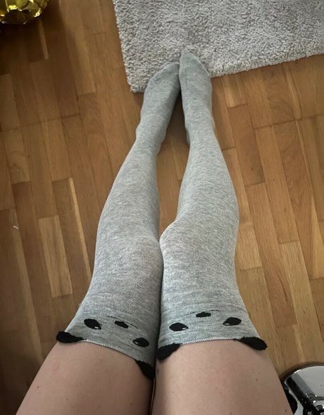 かわいいシーメールオンリーファンズ ホットセクシー 写真