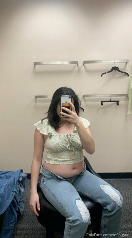 痩せたティーンのオンリーファンズ セクシーヌード 写真