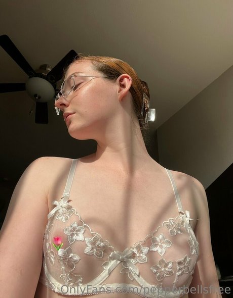 pepperbellsfree エロティックなスター 写真