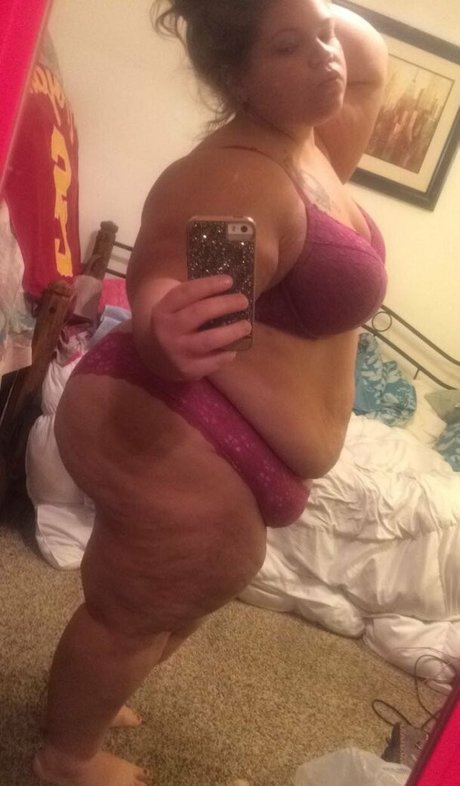 アナル熟女OnlyFans 無料裸 画像