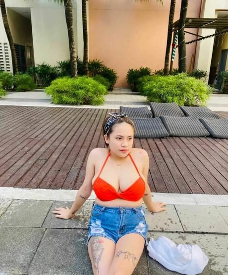 Joycen Artus 美しいスター 写真