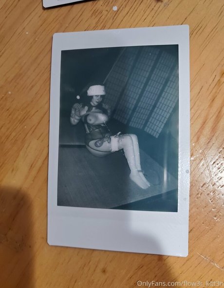 flow3r kitt3n ポルノスター セックス 画像