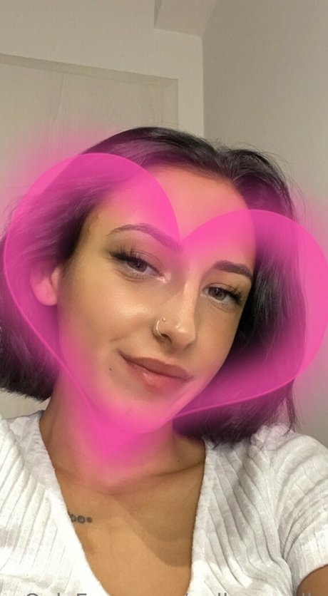 ヴィゴ・オンリーファンズ ホット 写真