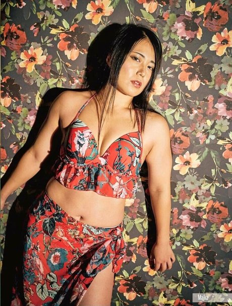 巨大なチンポを持つシーメールオンリーファンズ セクシー ギャラリー