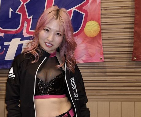 小柄で痩せたOnlyFans xxx 写真