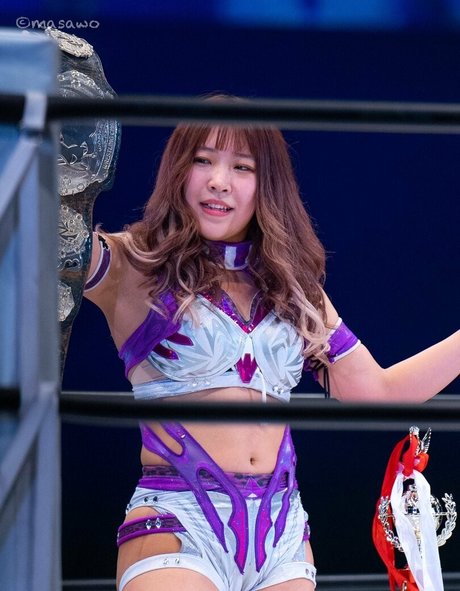 巨乳の黒人女性オンリーファンズ トップ ギャラリー