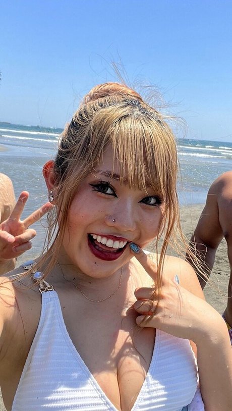 アナル舐めオンリーファンズ 無料ヌード ギャラリー